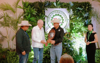 Homenaje-a-ganaderos-0002-1000x563px