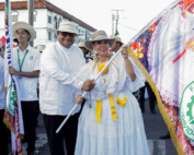 desfile de la pollera